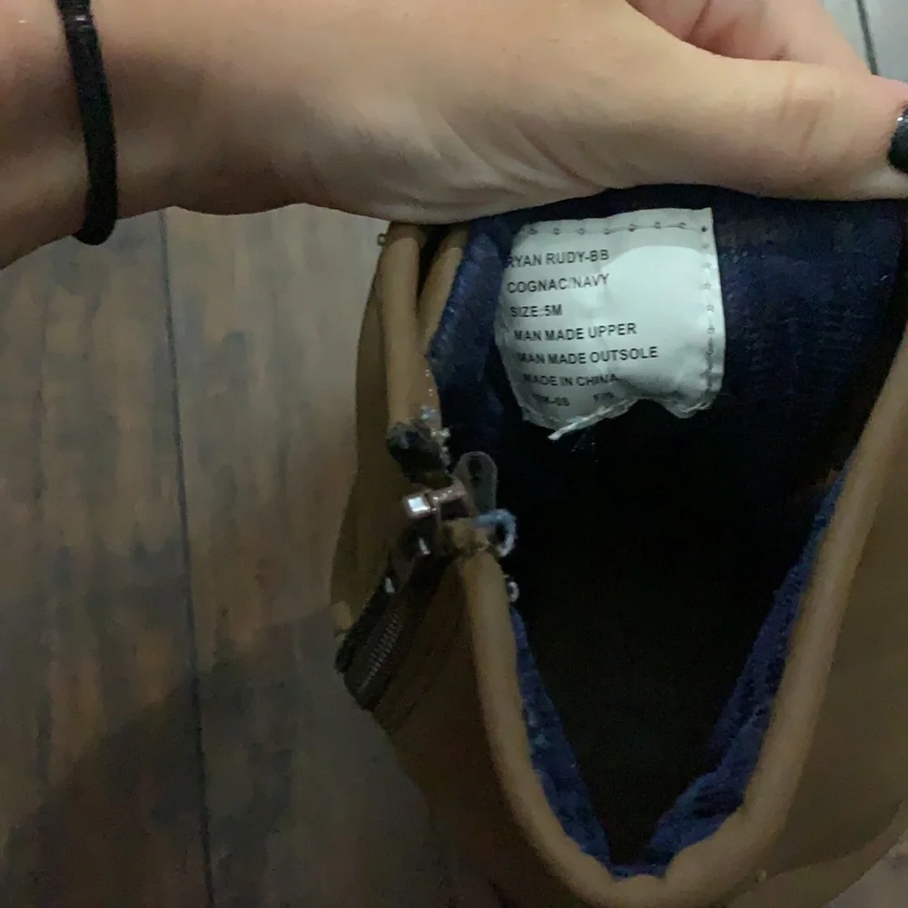 crown & ivy duck boots navy and brown - Picture 4 of 6